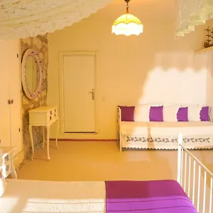 https://aysece-boutique-hotel.aegeanhotels.net
